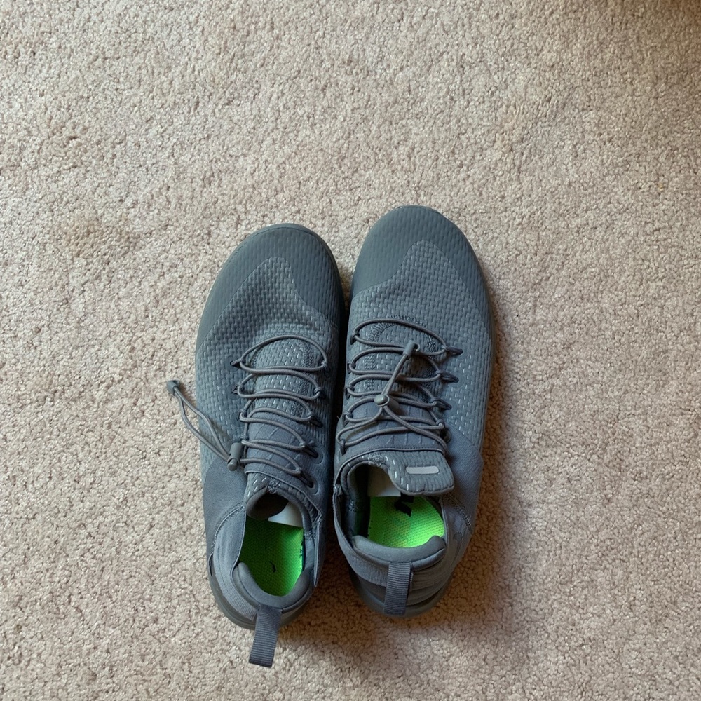 Nike  Free’s, grey